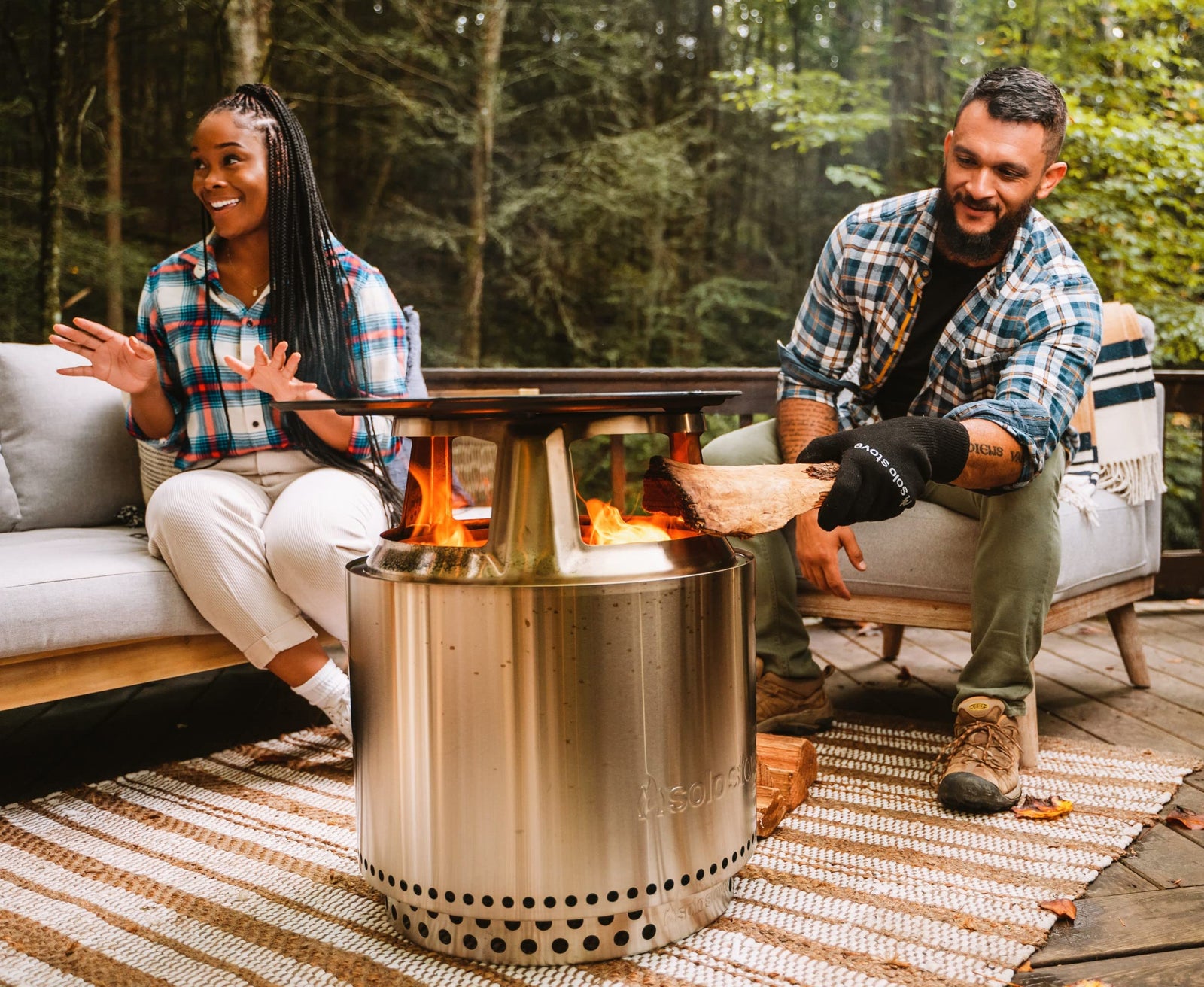 Solo Stove Bonfire Cast Iron Grill Cooking Bundle 2.0 | Smokeless Fire Pit Grill