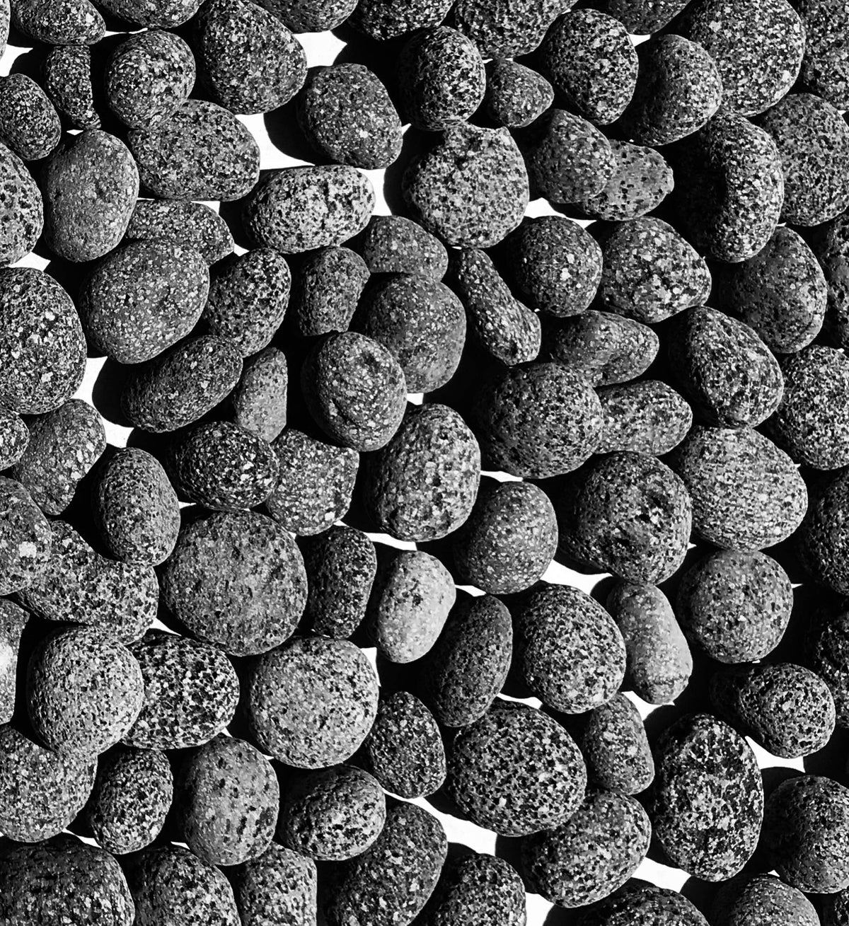 Premium Pebbles Black Lava Rocks for Fire Pit - 1 to 2 inch 20 lbs - Gas Fireplace Rocks - Black Lava Rock for Propane Fire Pit - Decorative Lava Stone Volcanic Rock for Outdoor &amp; Indoor Gas Fireplace